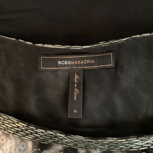 BCBG MAXAZRIA Shirt Womens Sz M Black Gray Animal Print Silk Chiffon Crop Sequin - Picture 5 of 8